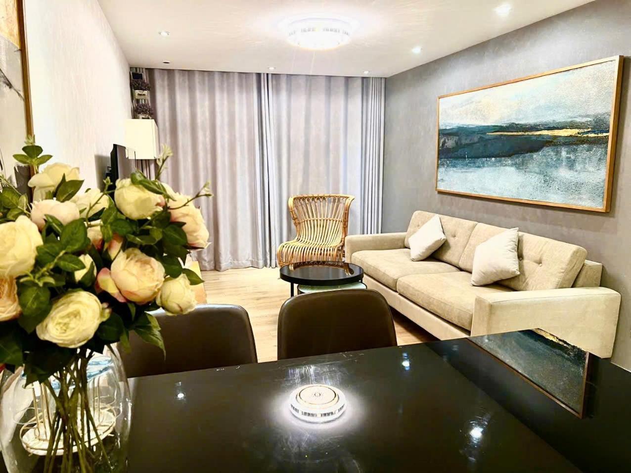 Your Home - Rivergate Residence Ho Chi Minh City Bagian luar foto